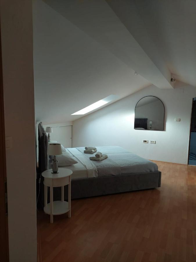 Apartments By The Sea Sukosan, Zadar - 12313 Extérieur photo